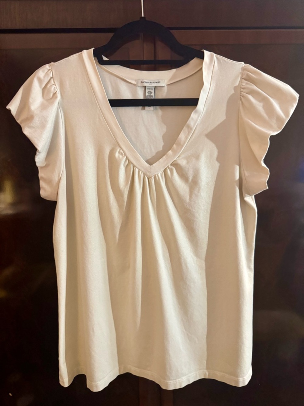 Banana Republic Cream & Gold Shimmer V-Neck Short Puff Sleeve Top - Large